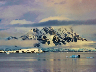 Hielo y Tierra