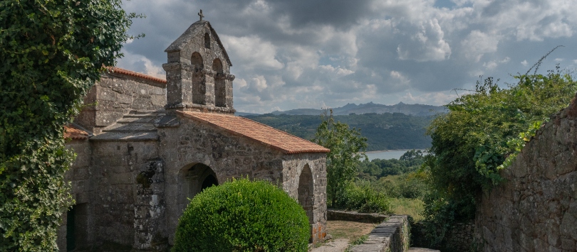 Iglesia de Santa Comba de Bande